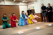 「AKB48 ネ申テレビ シーズン8」Vol.1「センター選手犬」より。番組ではAKB48メンバーが実際に飼っているペットとともに出演し、“センター犬”を決めるべくさまざまなゲームに挑戦していく。