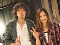 YUIと斉藤和義。