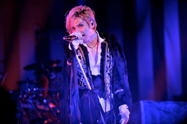 「HALLOWEEN PARTY 2011」神戸公演初日のAcid Black Cherry。