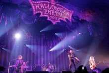 「HALLOWEEN PARTY 2011」神戸公演初日のVAMPS。