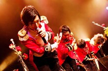 ザ・キャプテンズ（写真：佐々木宏幸）