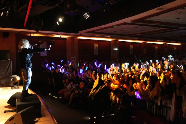 日本国内さながらの盛り上がりを見せた、ViViD初の香港ワンマンライブの様子。