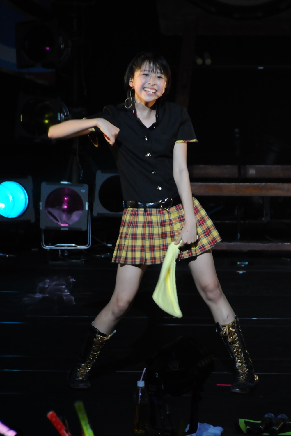 玉井詩織の自己紹介は「泣き虫で甘えん坊のみんなの妹」から「泣き虫で甘えん坊のももクロの若大将」に変化。今後元に戻るのかどうかは不明だ。