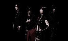 妖精帝國が歌う「未来日記」オープニングテーマ「空想メソロギヰ」は10月26日にシングルリリースされた。