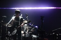 「SAKANAQUARIUM 2011 DocumentaLy」幕張メッセ公演の模様。（撮影：石阪大輔＜Hatos＞）