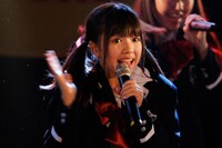 自己紹介では「愛燦燦」を歌い上げ「どうも美空ひばりでございます」と挨拶した髙木悠未。