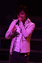 写真は「DAICHI MIURA LIVE TOUR 2011 ～Synesthesia～」11月13日公演の模様。