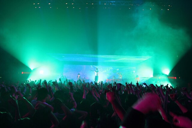 「TOUR2011 AGE QUOD AGIS "Ratio ducat, non fortuna"」の様子。（撮影：尾形隆夫）