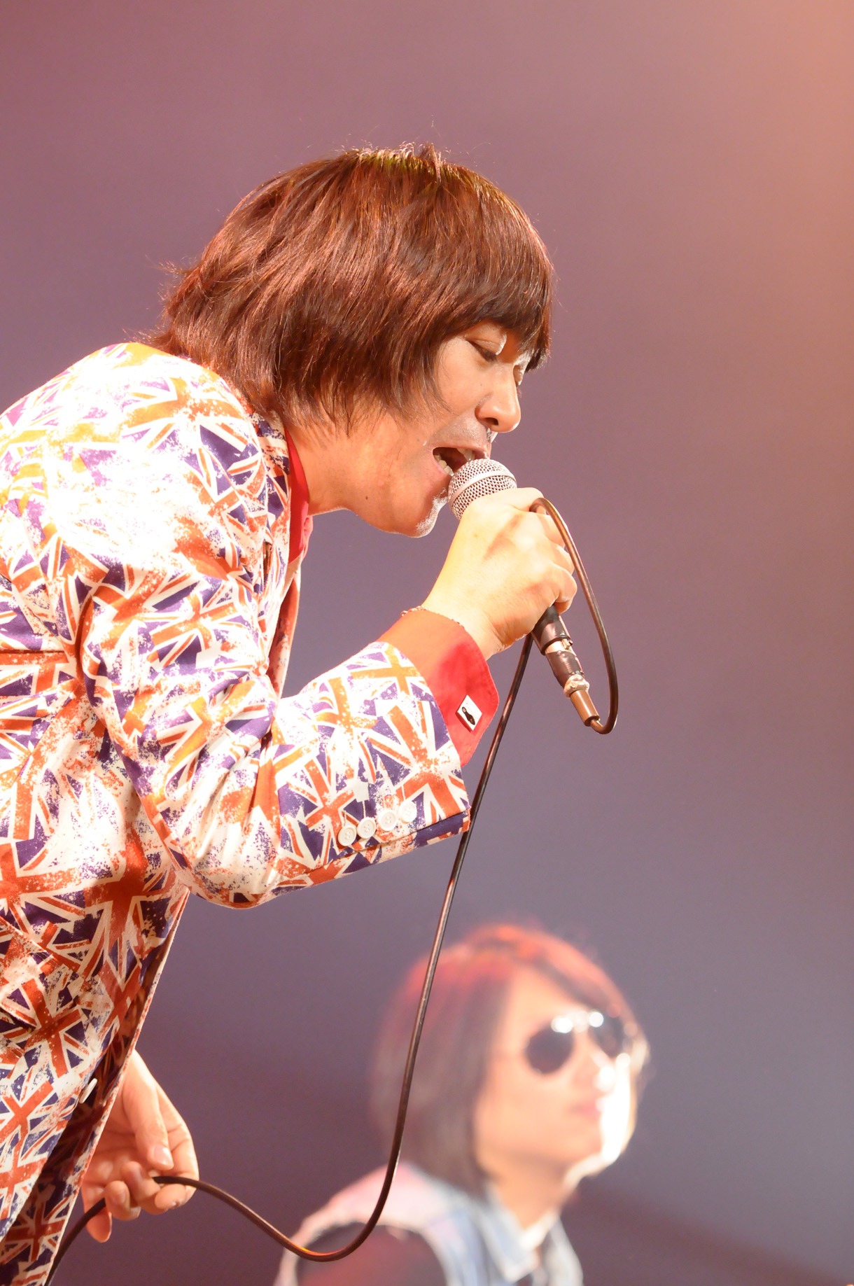 加藤ひさし