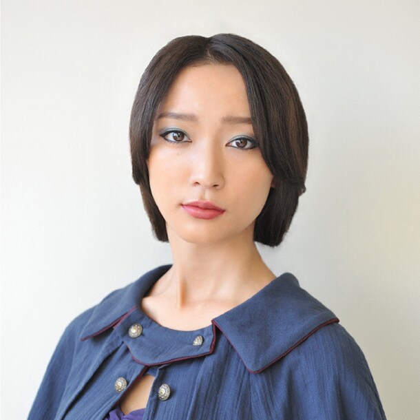 ベラ役を演じる杏。