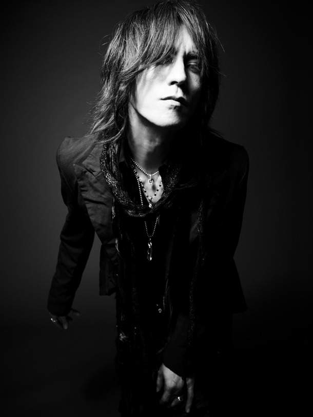 SUGIZO