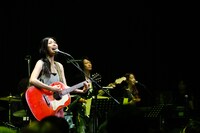 写真は11月6日に東京・Billboard Live TOKYOで行われたライブの模様。