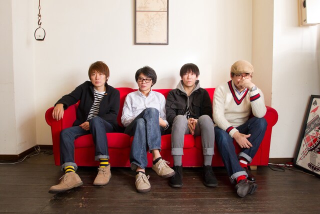 SCOTT GOES FOR（写真左から新井仁、坂木誠、原"GEN"秀樹、沖井礼二）