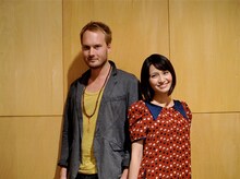 ラスマス・フェイバー（写真左）と中島愛（右）。
