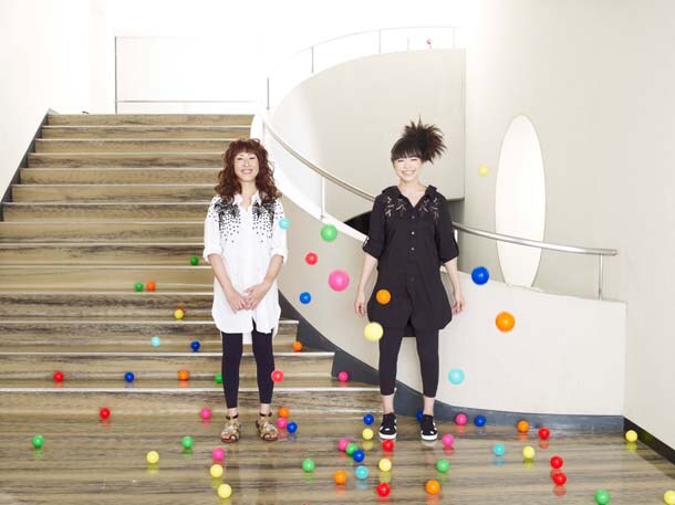 矢野顕子×上原ひろみは12月にコンサートツアー「今年は2人でさとがえるツアー ～Get Together～」を開催する。