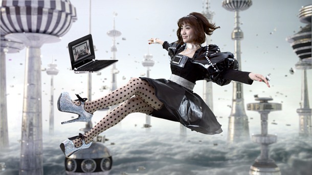 写真は「HPサポートエンジェルNEXT モバイル篇」の1シーン。