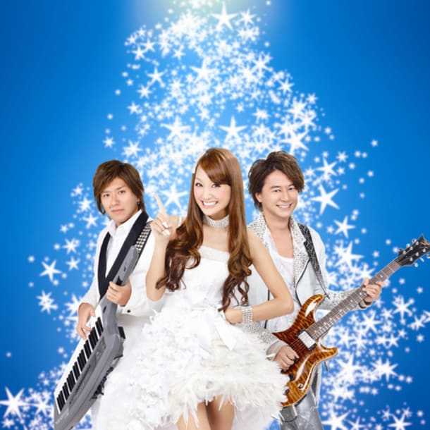 H.I.S.のCMに出演するgirl next door。