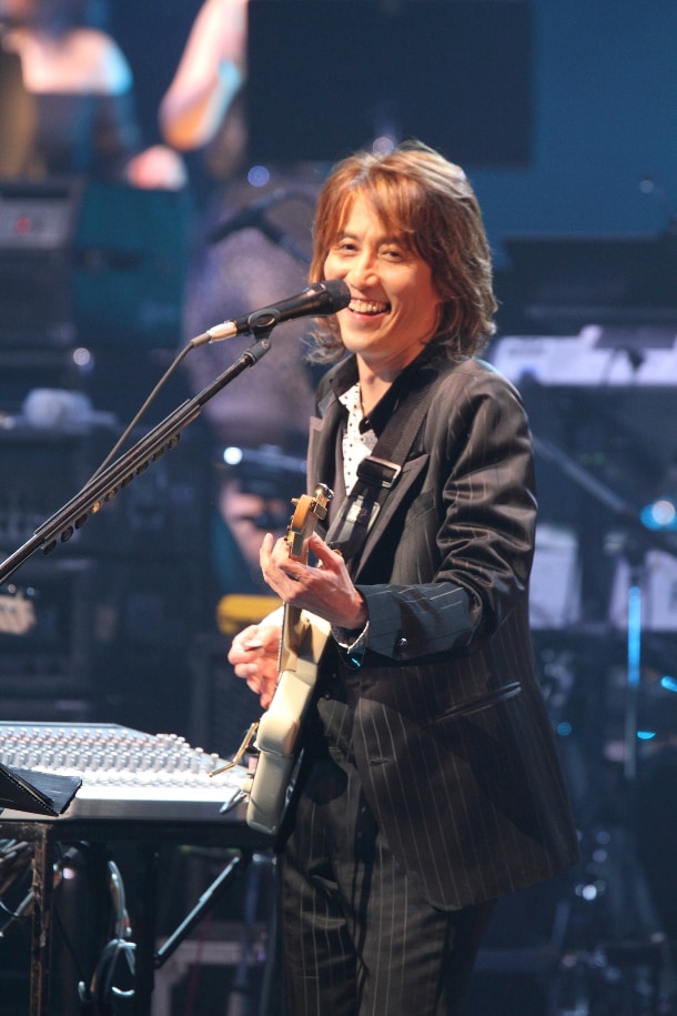 角松敏生の横浜アリーナ公演の模様。（写真：尾形隆夫）