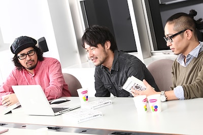 座談会の様子。左からサイトウ“JxJx”ジュン、五味岳久、村田シゲ。