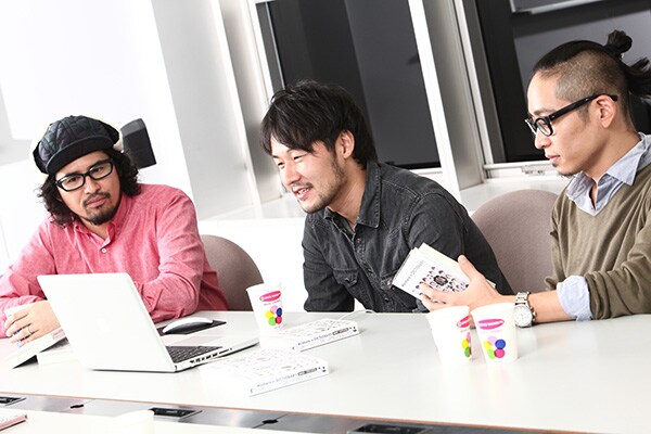 座談会の様子。左からサイトウ“JxJx”ジュン、五味岳久、村田シゲ。