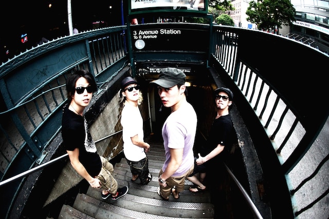 ONE OK ROCK