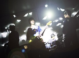 ピロカルピン松木＆岡田が語る新作「青い月」に込めた思い