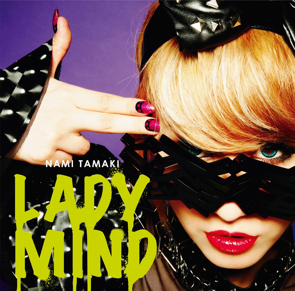 写真はシングル「LADY MIND」初回限定盤ジャケット。