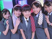 収録現場でのももいろクローバーZ。