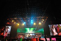 写真は12月3日のライブの様子。