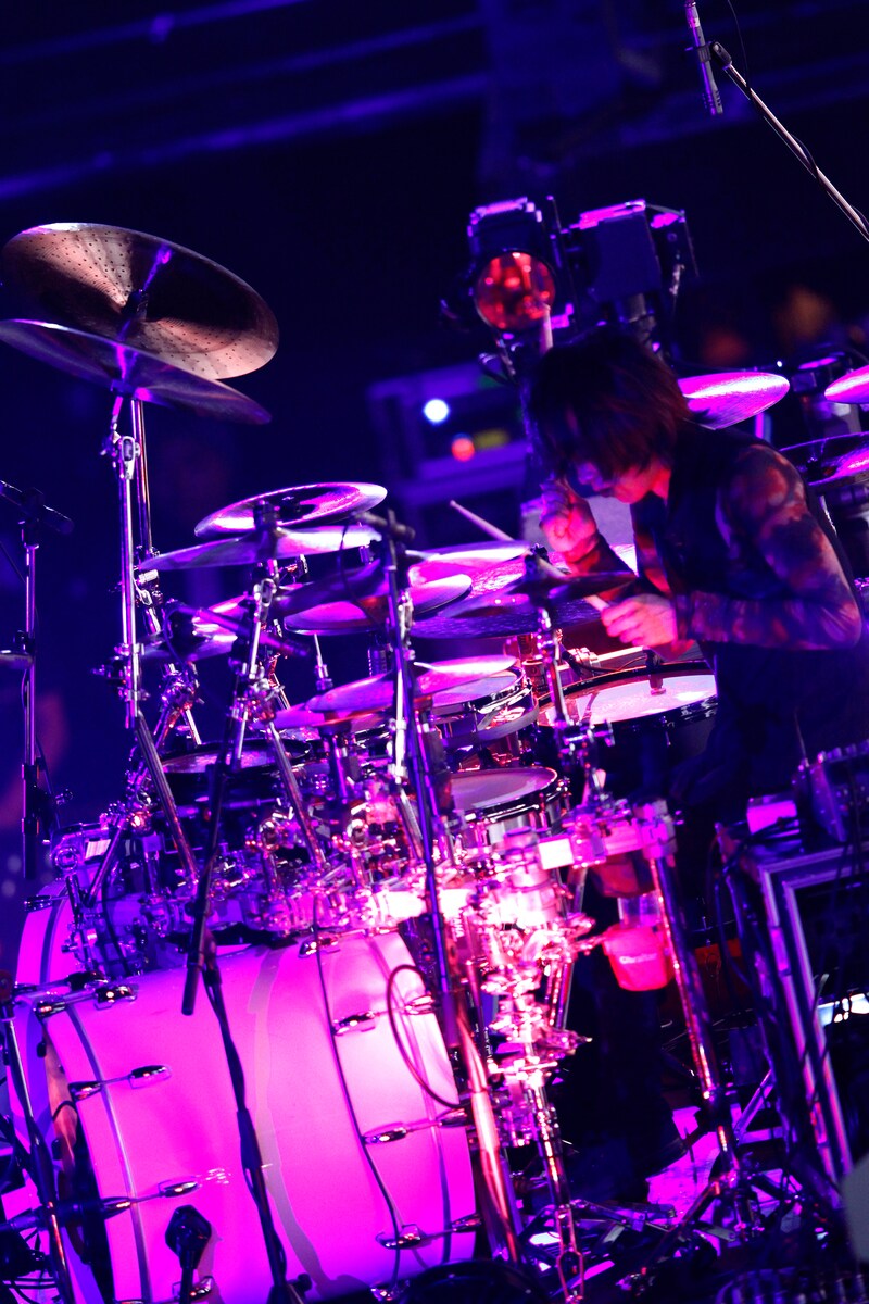 12月3日のライブより、yukihiro。