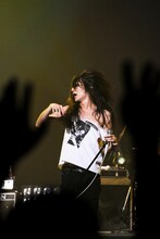 毛皮のマリーズ（Photo by Mikio Ariga）