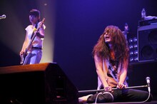 毛皮のマリーズ（Photo by Mikio Ariga）