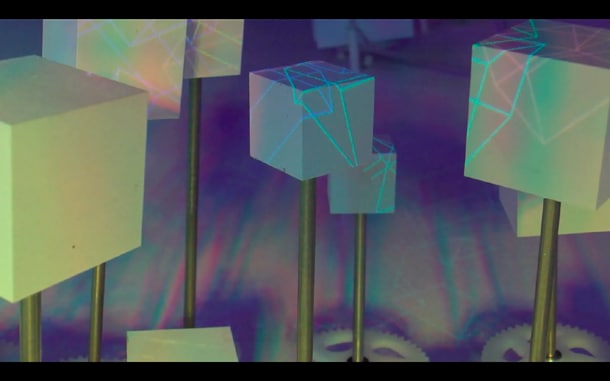 「少年よ我に帰れ」ビデオクリップのワンシーン。