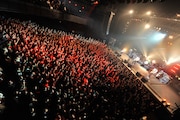 今週の人気の画像8位は「BUMP OF CHICKENツアー開幕『みんなに会えてうれしい』」より、BUMP OF CHICKEN。(写真:KAZUMICHI KOKEI)