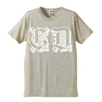 DIW ONLINE SHOPで1stアルバムを購入した際に同梱されるTシャツ。