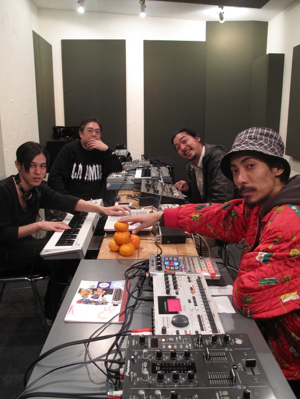 Ex Boys。左からDE DE MOUSE、永田一直、CHERRYBOY FUNCTION、やけのはら。