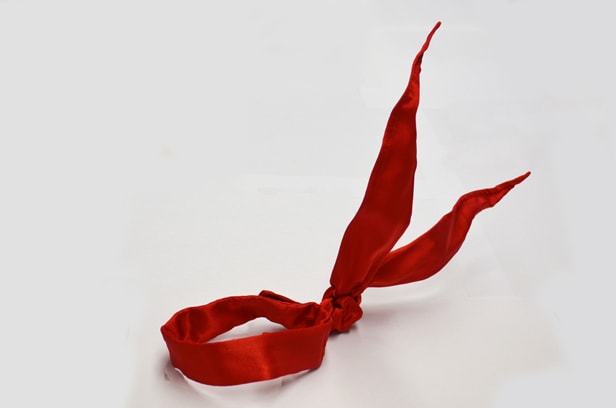 細部にまでこだわりが感じられる「アニキ★マフラー」。(C) Ichiro Mizuki・yb/ TYE