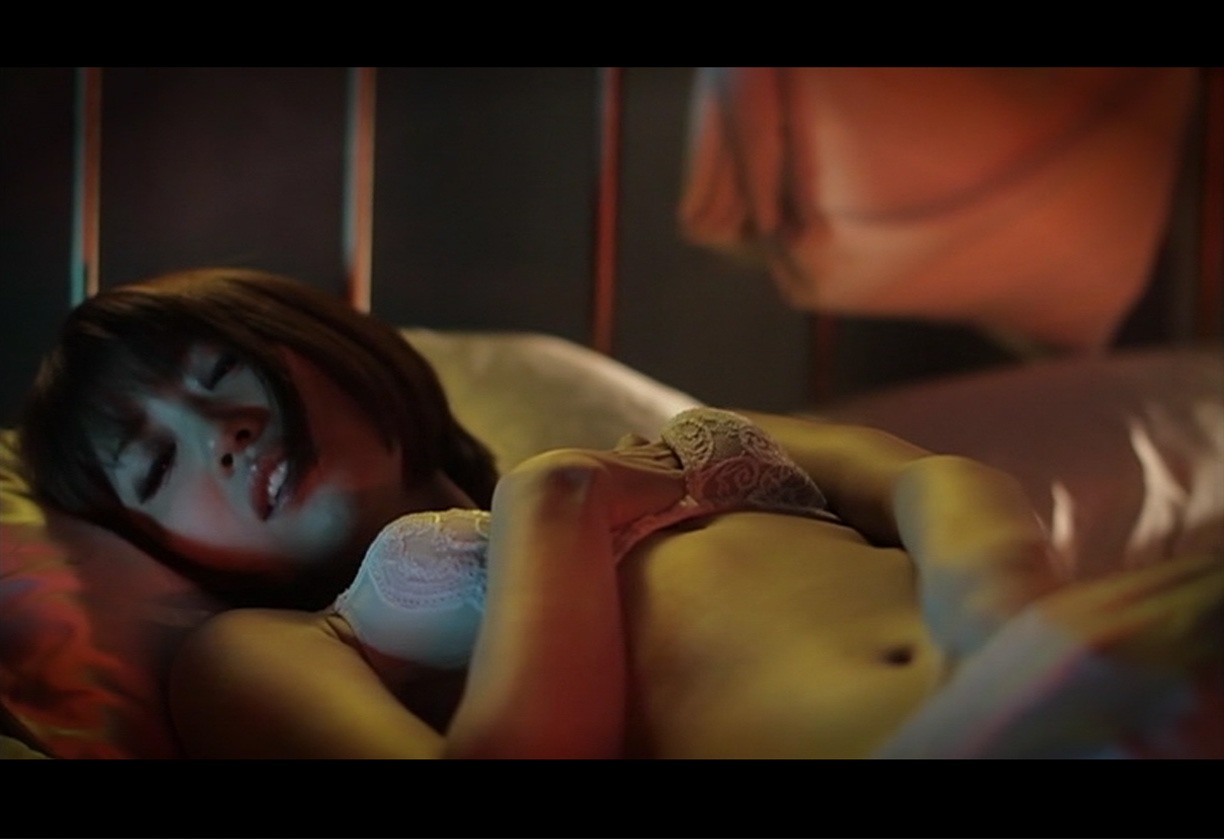 「永遠はなくても」ビデオクリップの1シーン。