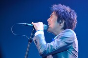 「DEEN LIVE JOY Special 日本武道館 2011」の模様。（撮影：荒川潤）
