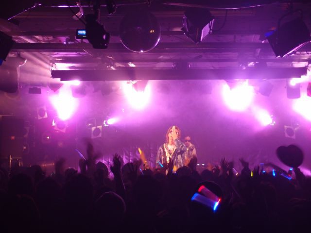 東京公演の様子。