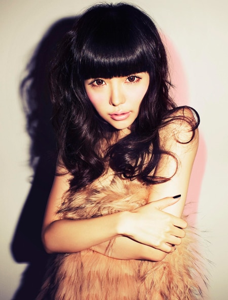 Milky Bunny（益若つばさ）