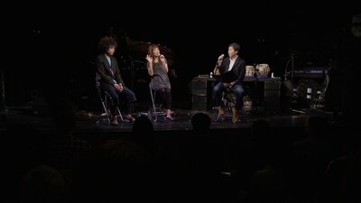 写真は「yanokami SPECIAL」公開収録の様子。