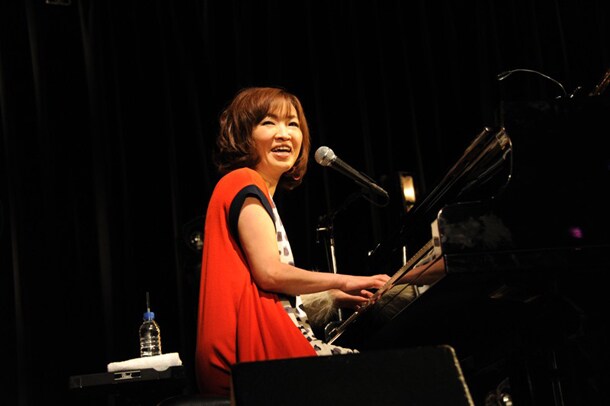 「源ちゃんね、芝居もできて歌もできてモノマネもできるってなったら、ただの安っぽい人になるから！ できないほうがいいよ！」と助言した清水ミチコ。