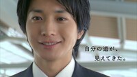 向井理が出演するCM「恩師」編のワンシーン。
