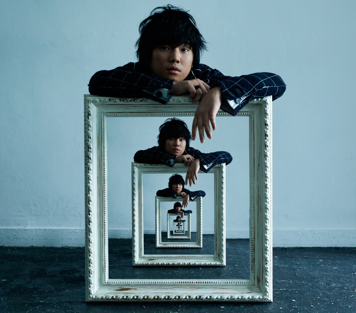 ミニアルバム「エンドロールEP」ジャケット。初回限定盤は「エンドロール」「トラノコ」のビデオクリップを収めたDVDが付属する。