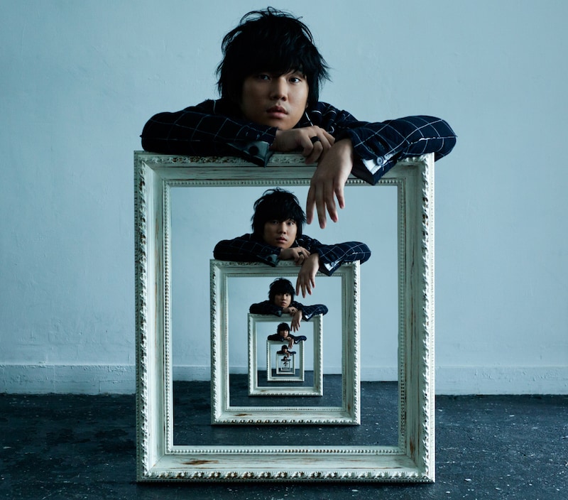 ミニアルバム「エンドロールEP」ジャケット。初回限定盤は「エンドロール」「トラノコ」のビデオクリップを収めたDVDが付属する。