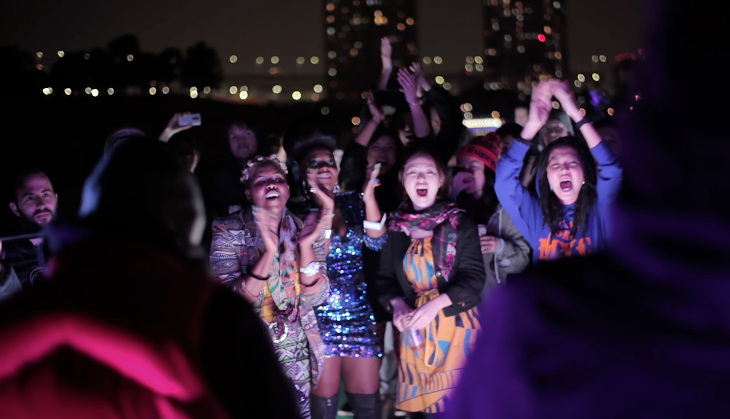 動画「Remix Your City - Fresh Push Play by HIFANA」からの1シーン。