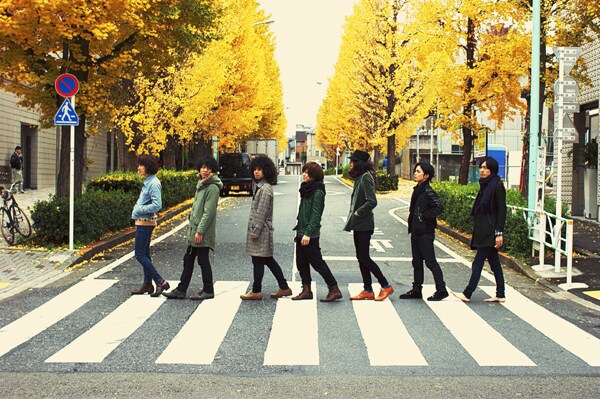 PragueとCzecho No Republicによるアーティスト写真。