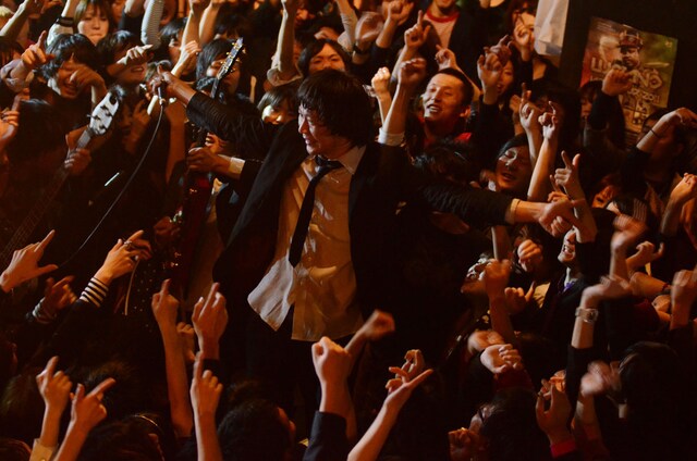 KING BROTHERSマーヤ（G, Screaming）（Photo by Ohagi）