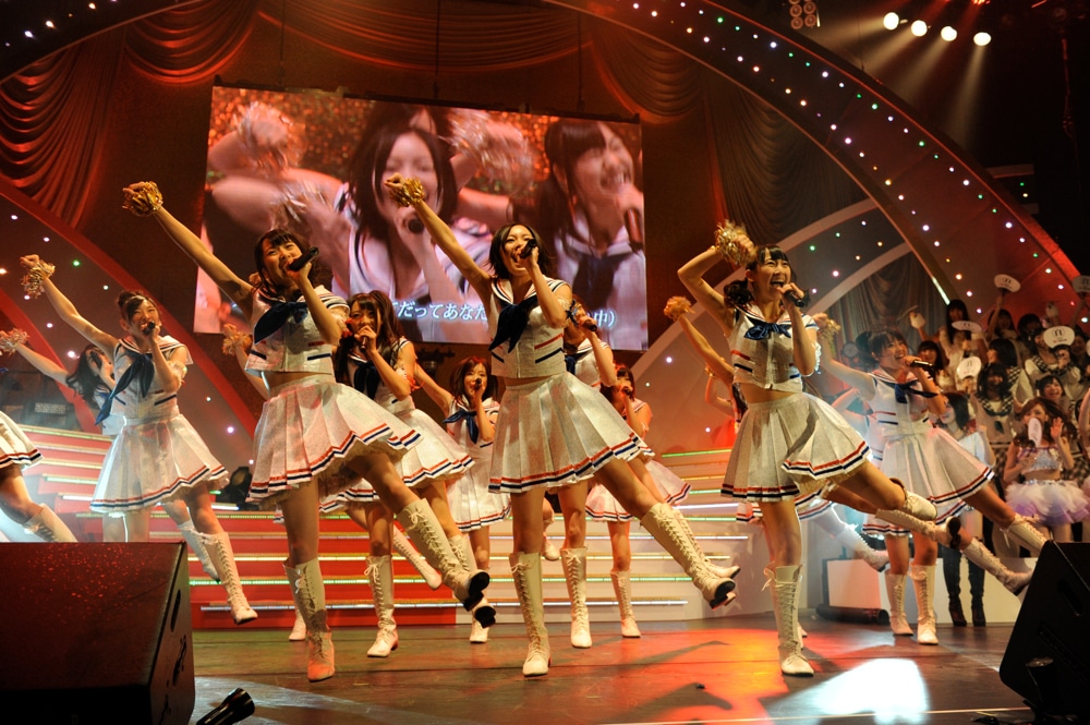 白組「オーマイガー！」 (C)AKS